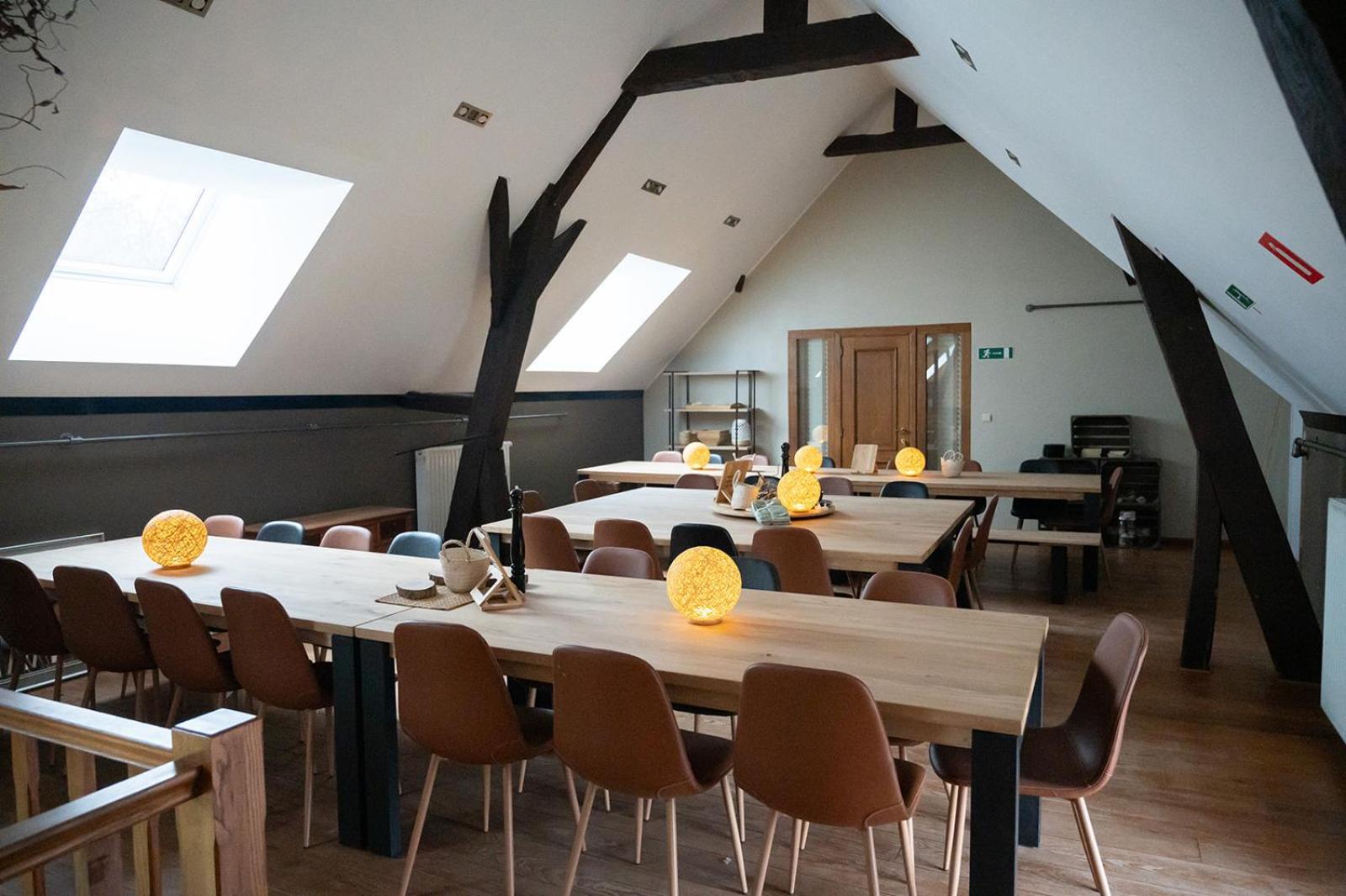 Chapeauveau Gite - B&B - Events Helecine エクステリア 写真